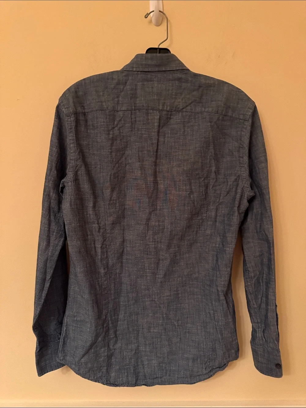 Banana Republic Men's Blue Chambray Button-Down Shirt Small‎